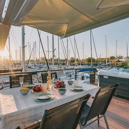 Ξενοδοχείο Fenyves Yacht Club Superior