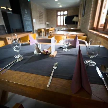 Fenyves Yacht Club Superior 3* بالاتونفينيفيس