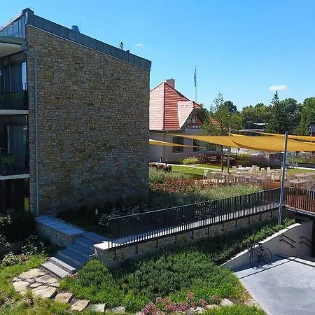 Fenyves Yacht Club Superior Ξενοδοχείο