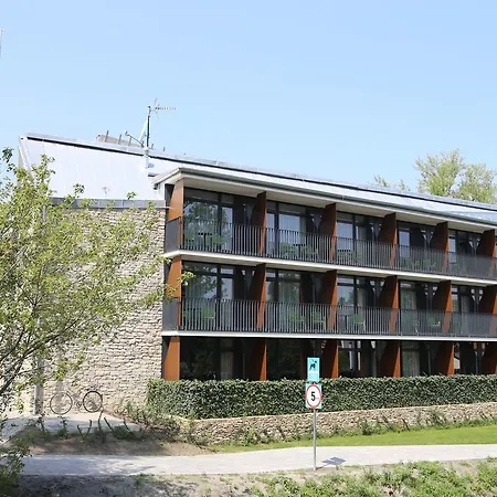 Fenyves Yacht Club Superior Ξενοδοχείο 3*