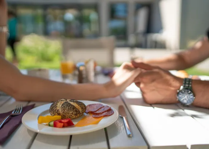 Hotel Fenyves Yacht Club Superior 3*