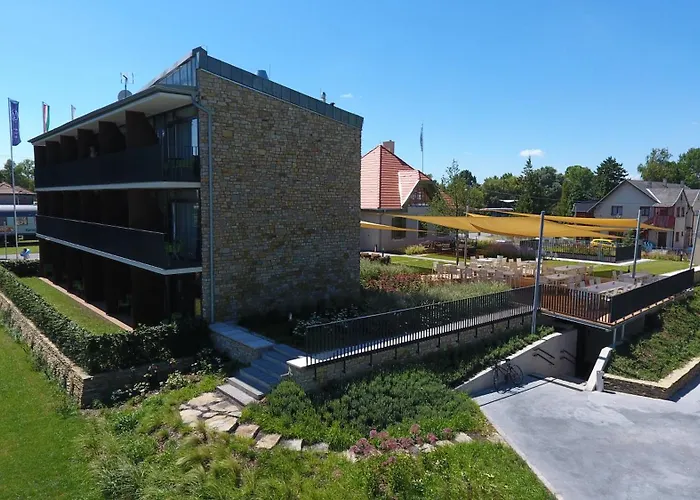 Hotel Fenyves Yacht Club Superior 3*