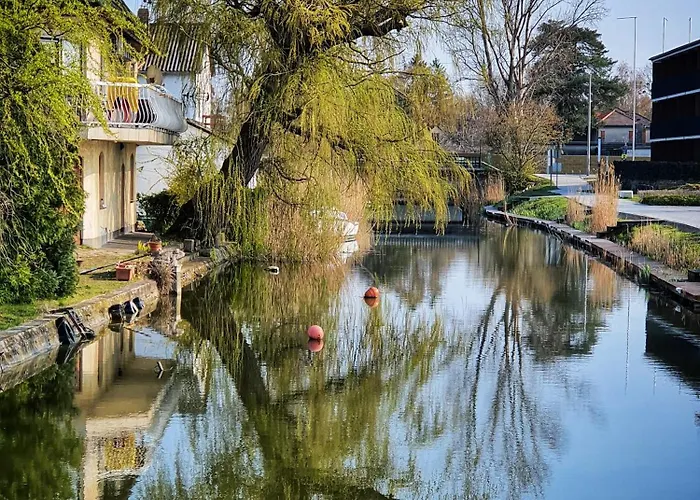 Fenyves Yacht Club Superior Отель