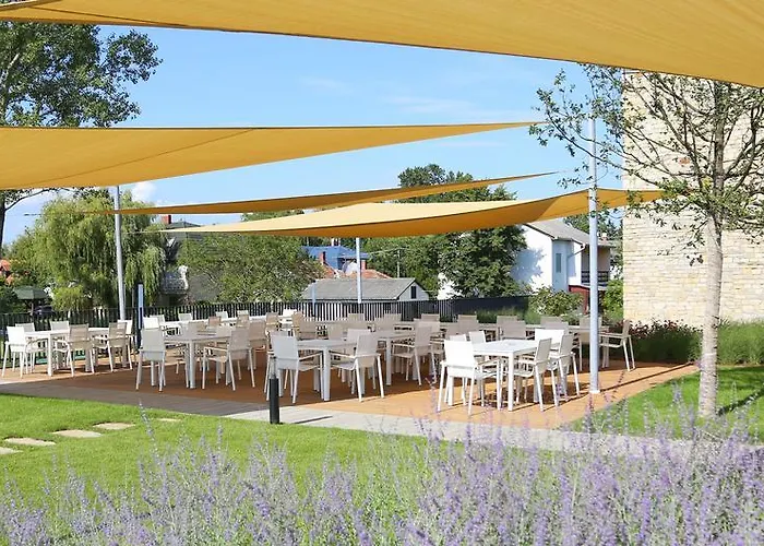 Hotel Fenyves Yacht Club Superior 3*