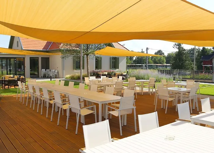 Hotel Fenyves Yacht Club Superior 3*